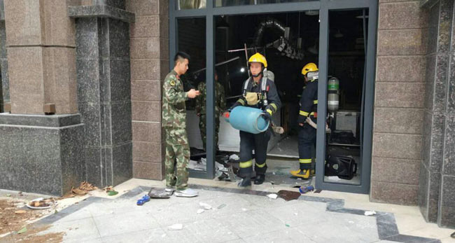 陜西寶雞一餐廳爆炸效果圖